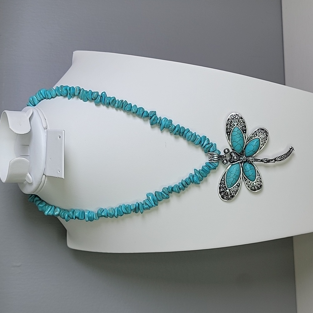 Bohemian Dragonfly Necklace Crushed Natural Stone Faux Turquoise Silver Boho - Picture 5 of 7